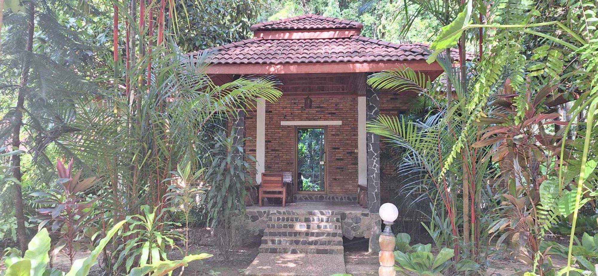 Hotel Khaosok And Spa Khao Sok National Park Esterno foto