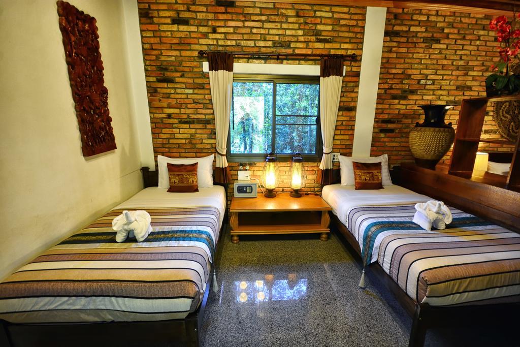 Hotel Khaosok And Spa Khao Sok National Park Esterno foto